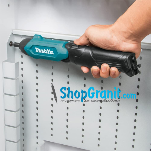 Акумуляторна викрутка Makita DF001DW
