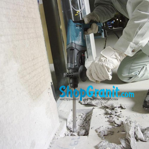 Перфоратор Makita HR2470