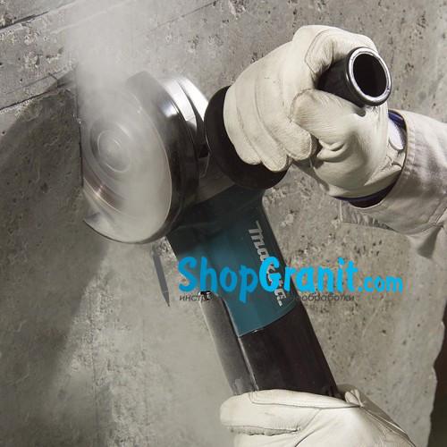 Угловая шлифовальная машина Makita 9565 PCV